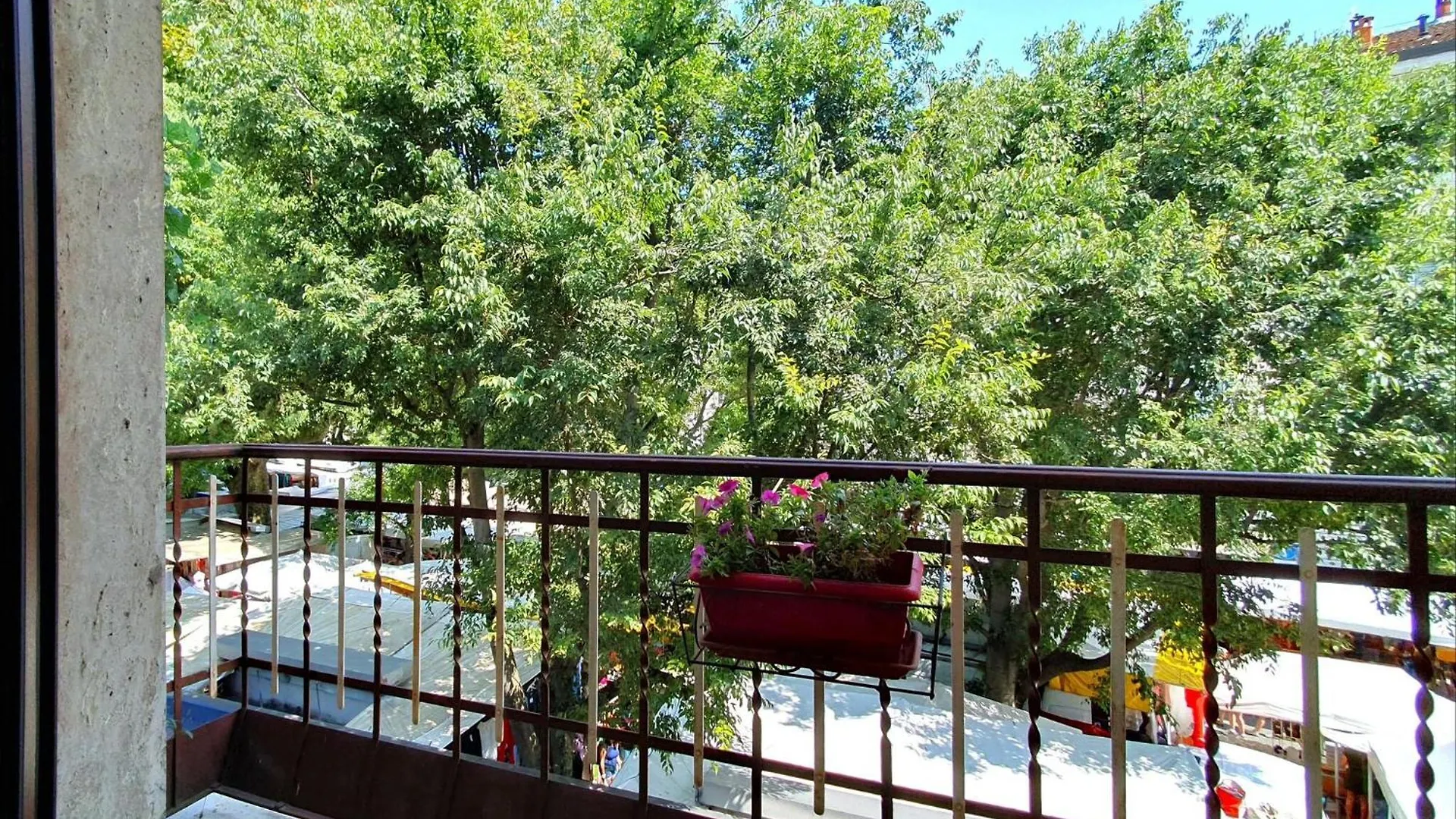 Modern Two-Room Apartment Luino